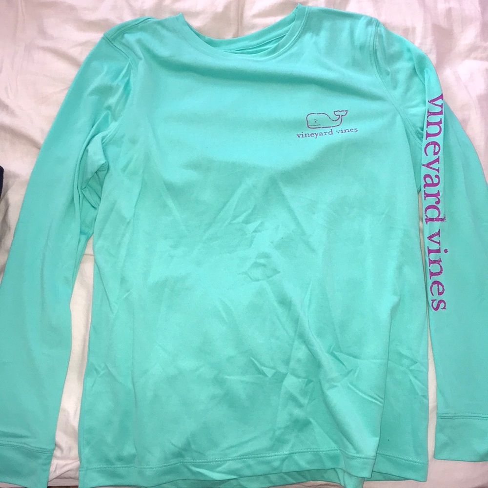 Long sleeve vineyard vines shirt